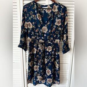 DR2 Floral Navy Dress